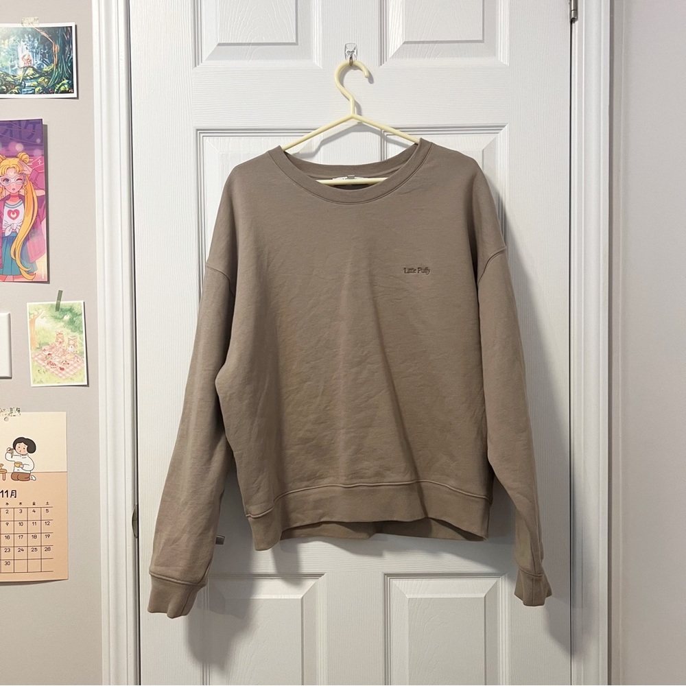 Little Puffy (Michelle Choi) | Uniform Crewneck